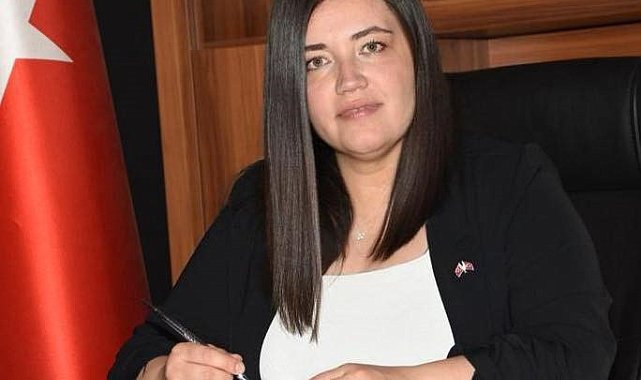 Simav'ın ilk kadın Belediye Başkanı Kübra Tekel Aktulun