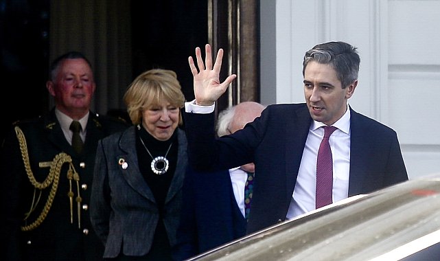 Simon Harris, İrlanda'nın en genç başbakanı oldu
