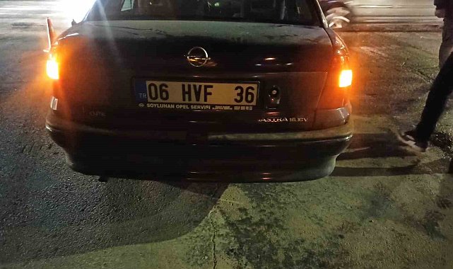 Sincan'da iki otomobil çarpıştı: 1 yaralı