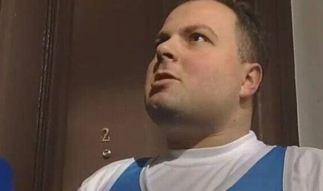 Şişli'de film gibi olay kamerada: Ünlü oyuncu "Rambo Berk" hırsızı yakalayıp bağladı