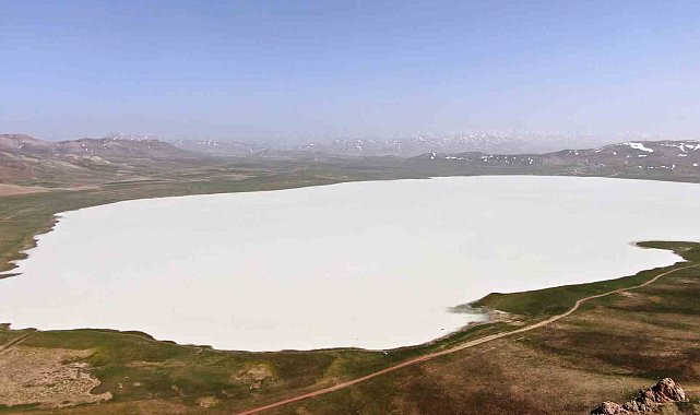 Son yağışlar Akgöl'ü tekrar canlandırdı