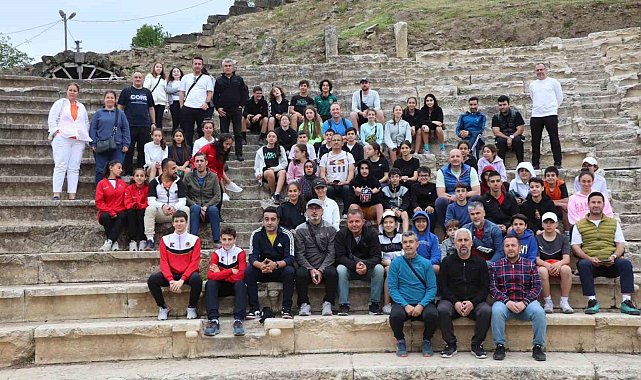 Sporcular tarihi antik kente hayran kaldı