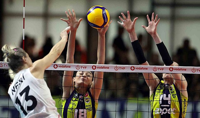 Sultanlar Ligi'nde Fenerbahçe finalde