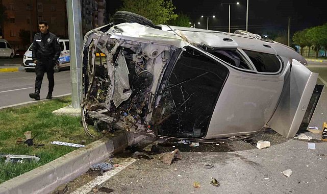 Takla atan otomobilin sürücüsü ağır yaralandı