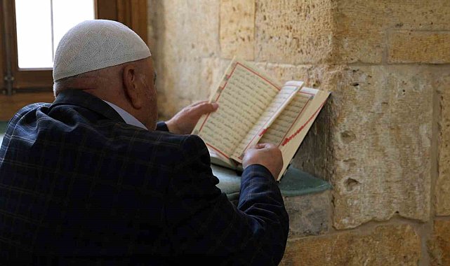 Tarihi medrese, hem ibadet hem de tefekkür alanı oldu
