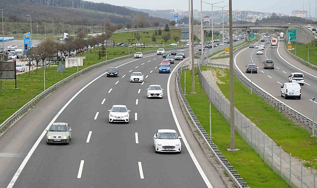 Tatilcilerin dönüş yolculuğu başladı