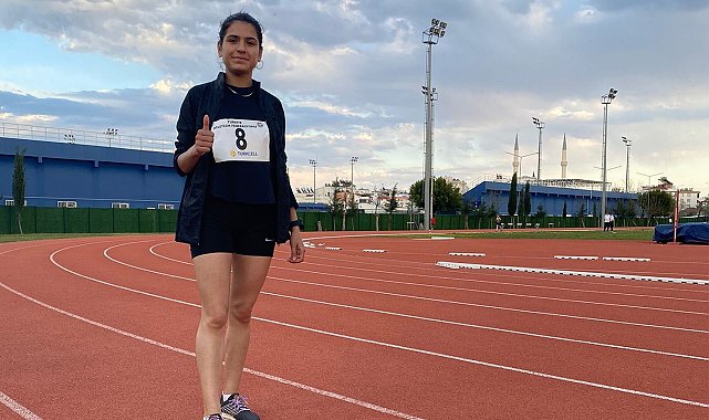 Tekdemir, Antalya'dan altın madalya ile döndü