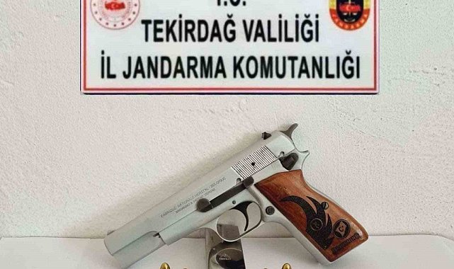 Tekirdağ'da tabancalar ele geçirildi