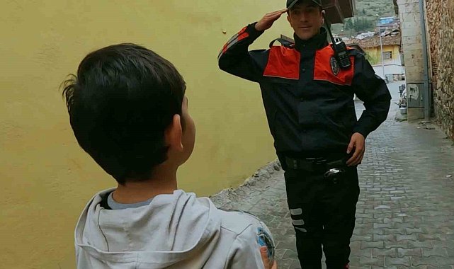 Tokat Emniyet Müdürlüğü'nden yürekleri ısıtan klip