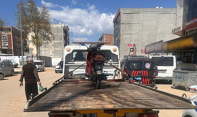 Trafikten men olan motosiklete binen şahsa para cezası kesildi