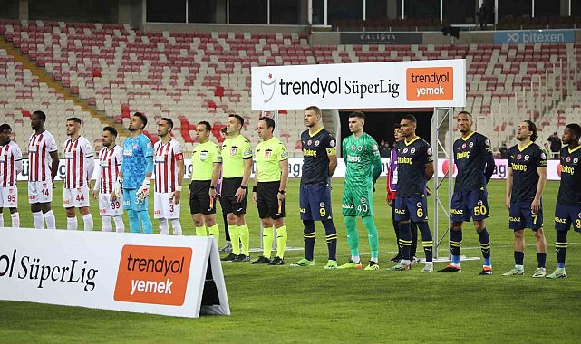 Trendyol Süper Lig: Sivasspor: 0 - Fenerbahçe: 0