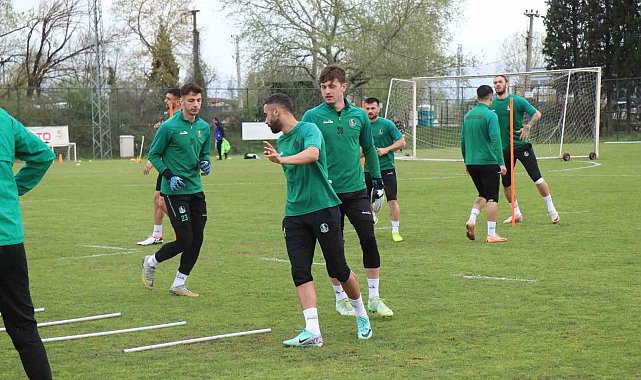 Tuncay Şanlı'dan, Şanlıurfaspor mağlubiyetine ilişkin: "Dünü unuttuk, bugün var, yarın var"