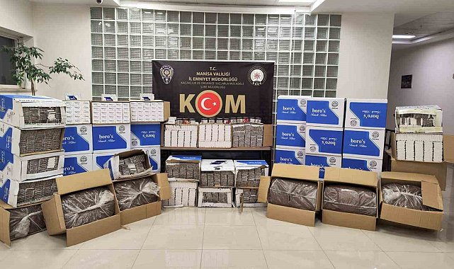 Turgutlu'da kaçak tütün ve binlerce makaron ele geçirildi