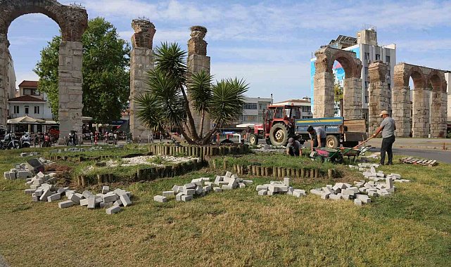 Turistlerin akınına uğrayan Selçuk, sezona hazır