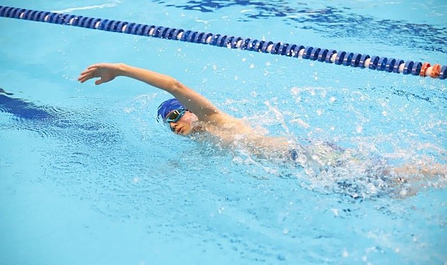 Türk Devletleri Teşkilatı'nın düzenlediği yüzme yarışları Denizli'de yapıldı