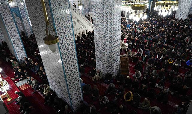 Türkiye'de ilk bayram namazı Iğdır'da kılındı