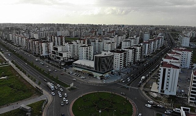 Türkiye'nin en kalabalık mahallesini ikinci kez yönetecek