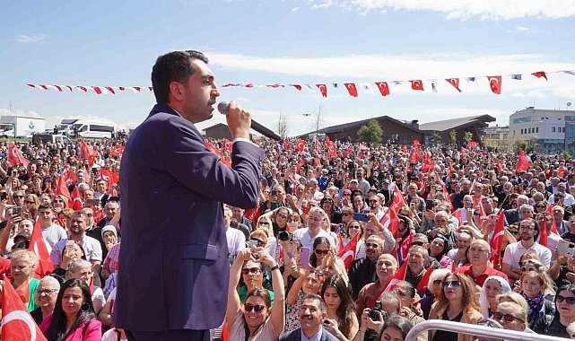 Tuzla Belediye Başkanı Eren Ali Bingöl, vatandaşlarla buluştu