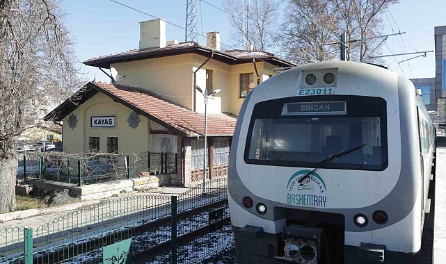 Ulaştırma ve Altyapı Bakanı Uraloğlu: "Başkentray ile günde 60 bin yolcu taşıdık"