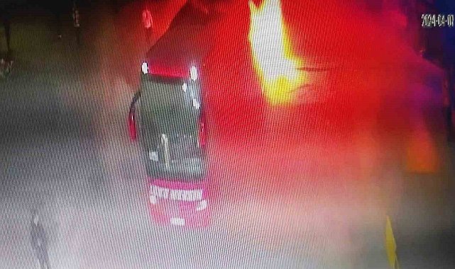 Ümraniye'de yolcu otobüsü alev topuna döndü: O anlar kamerada