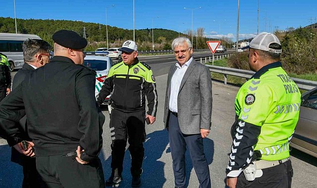 Vali Kılıç, trafik kontrol noktalarını denetledi