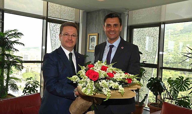 Vali Ünlü'den Başkan Zeyrek'e 'Hayırlı olsun' ziyareti