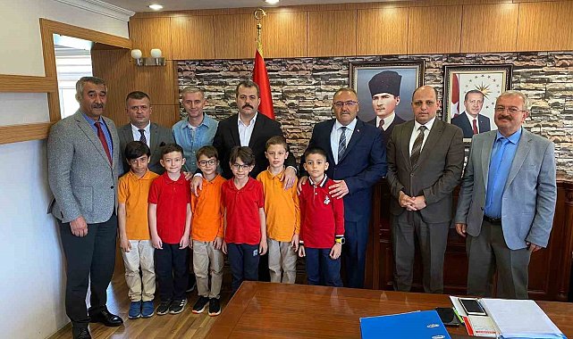 Vezirköprü'de iki okul Türkiye finallerinde