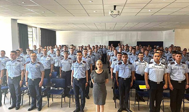 Yaşam Boyu Eğitim Merkezi, KKTC Polis Okulu'nda geleceğin polislerine "Halkla Temas ve İletişim" eğitimi verdi