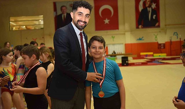 Yıldırım'da 23 Nisan'a özel jimnastik müsabakası