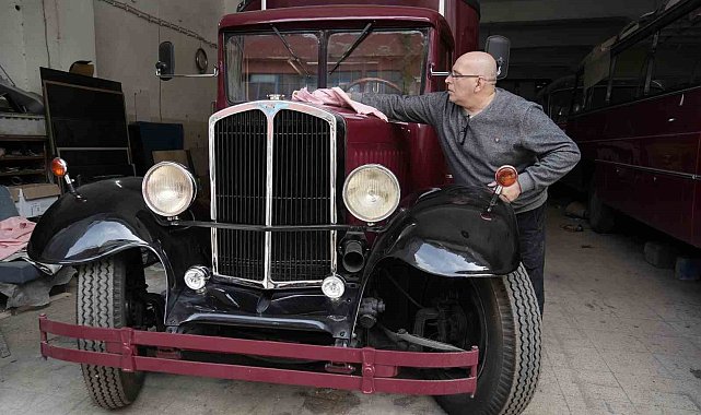 Yıllardır hurdadaydı, 1938 model otobüsün son hali göz kamaştırdı
