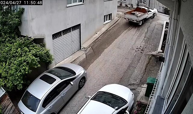 Yokuşta aracı kaldıramayınca kazaya neden oldu