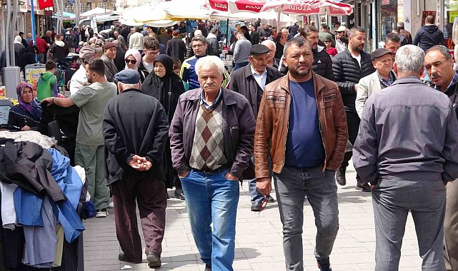 Yozgat'ta çarşı ve pazarda bayram yoğunluğu yaşanıyor
