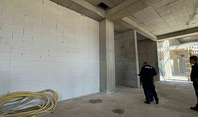 Yüksekten düşen inşaat işçisi yaralandı