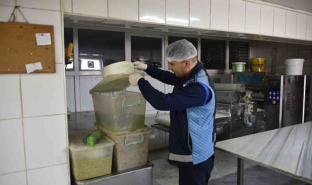 Zabıta ekiplerinden tatlı imalathanelerinde sıkı denetim