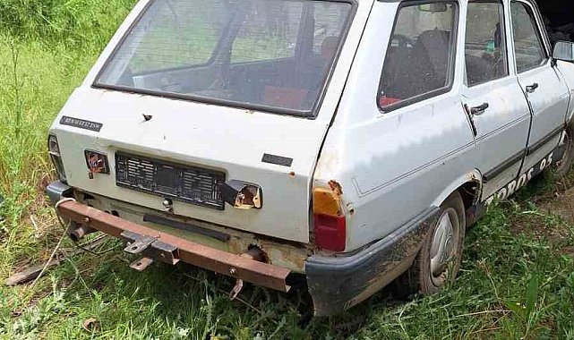 1 araba 2 motosiklet çalan hırsızlar yakalandı