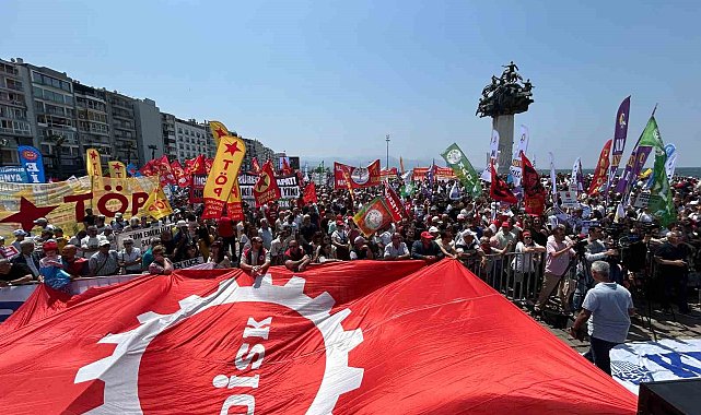 1 Mayıs, İzmir'de coşkuyla kutlandı