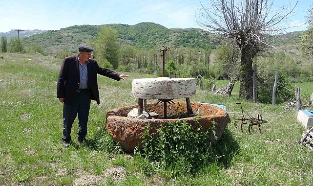 100 yıllık el değirmenleri günümüzde bahçe süsü oldu