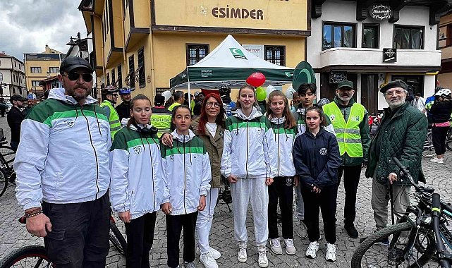 11. Geleneksel Yeşilay Bisiklet Turu'na Eskişehir'de yoğun ilgi