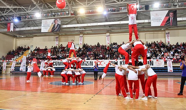 19 Mayıs Atatürk'ü Anma, Gençlik ve Spor Bayramı Isparta'da coşkuyla kutlandı