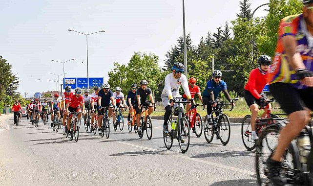 19 Mayıs'ta 100 kilometre pedalladılar
