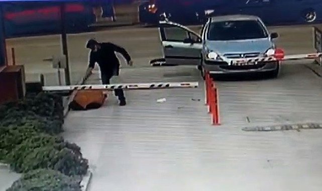 2 kez müebbet alan polis memuruna 5 yıl daha ceza