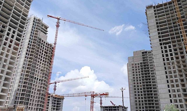 23'üncü kattan düşen inşaat işçisi hayatını kaybetti