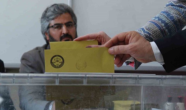 3 ilçe ve 4 beldede seçimler yenilenecek