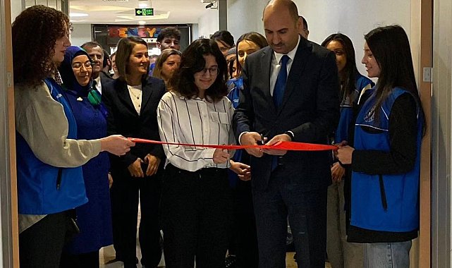 '19 Mayıs Temalı Resim Sergisi' büyük beğeni topladı