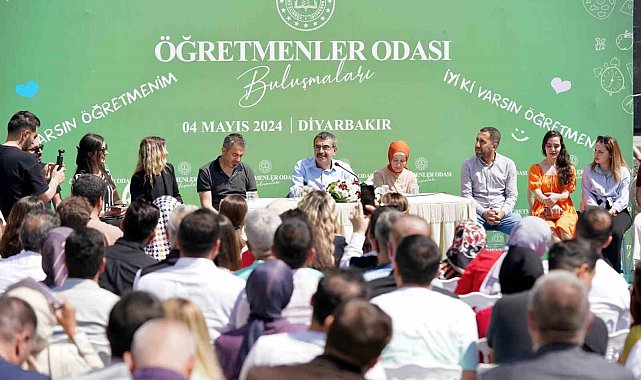 'Öğretmenler Odası Buluşmaları'nın 10'uncusu Diyarbakır'da gerçekleşti