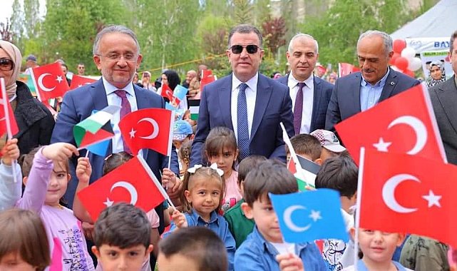 4- 6 yaş Kur'an kursu öğrencilerinden yılsonu programı