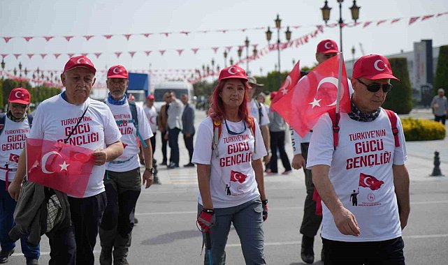 86 kilometrelik "Ulusal Kurtuluş Mücadelesi Anma Yürüyüşü" başladı