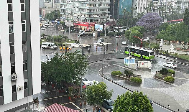 Adana'da "kırkikindi" yağmuru etkili oldu