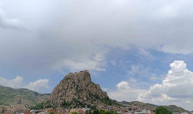 Afyonkarahisar ve çevresi için gök gürültülü sağanak yağış uyarısı