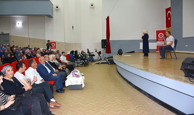 Afyonkarahisar'da "Engeller Bize Ne Söyler" programı